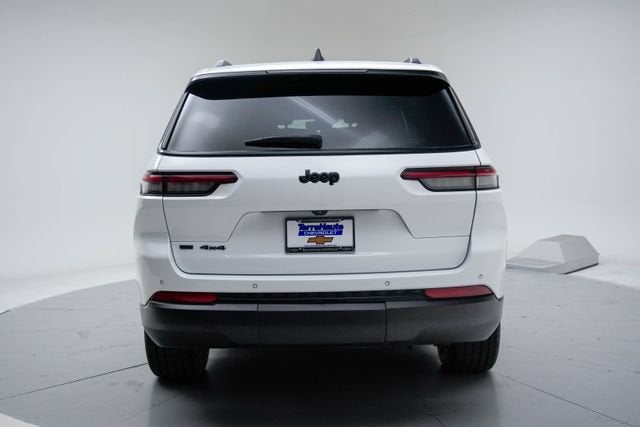 2023 Jeep Grand Cherokee L — detail view