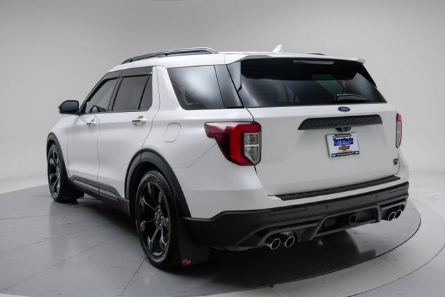 2020 Ford Explorer — rear three-quarter view