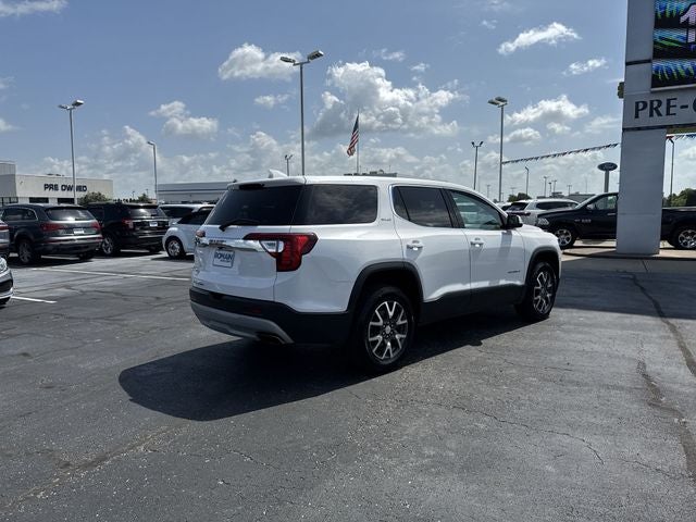 2020 GMC Acadia — detail view