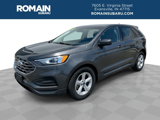 2020 Ford Edge SE in Gray — front three-quarter view