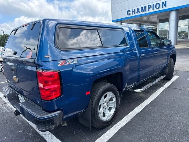 2017 Chevrolet Silverado 1500 — interior view