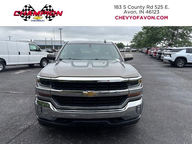 2017 Chevrolet Silverado 1500 — interior view