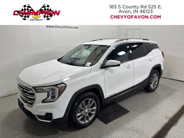 2024 GMC Terrain SLT in Summit White — front three-quarter view